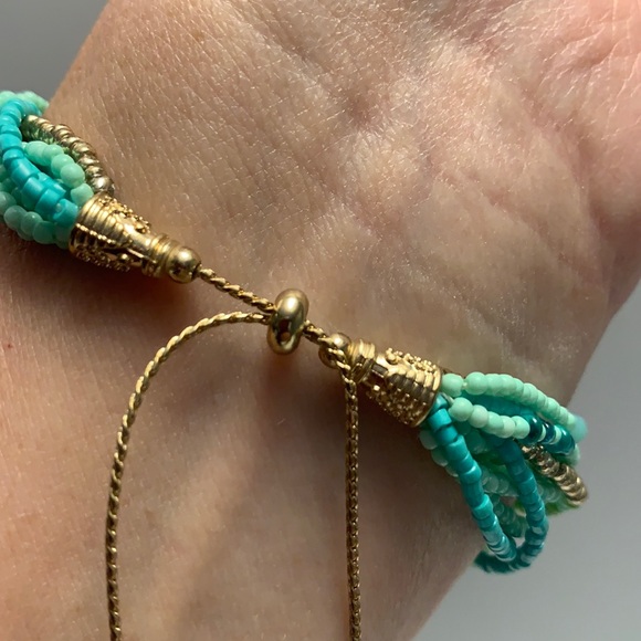 Multi Strand Green and Gold Bead Bracelet with Adjustable Pull Clasp - Picture 3 of 6